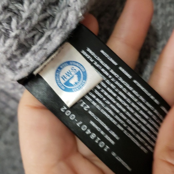 Arket men's wool blend chunky crew neck knit sweater gray small - Picture 3 of 7